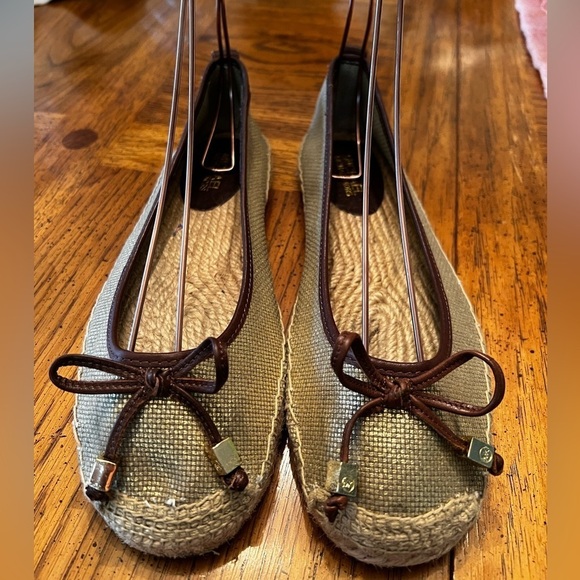 Michael Kors Ballet Flats Womens 10 Gold Meg Espadrille Weave Canvas - Picture 1 of 14